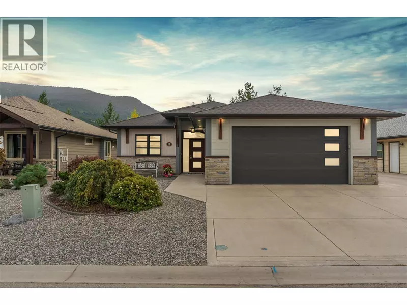 2444 York AVE #10, Armstrong, BC V4Y0Y3