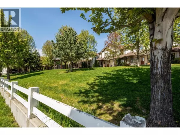 Kelowna, BC V1P1R4,1651 Lynrick RD #154