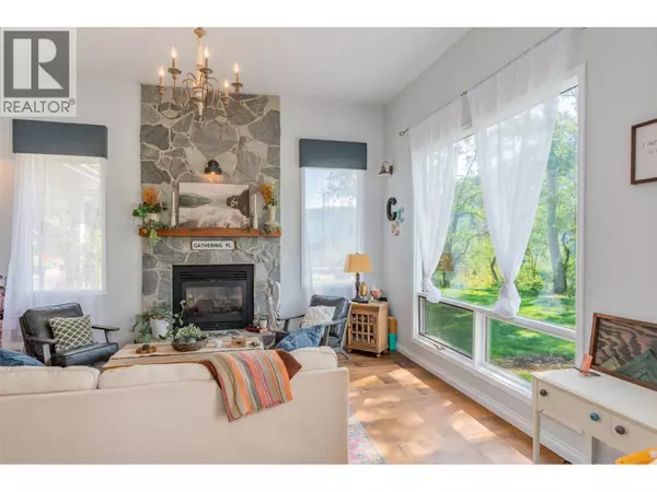 Genelle, BC V0G1G0,507 15TH Avenue