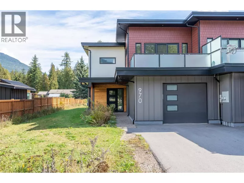 970 Begbie Road, Revelstoke, BC V0E3K0