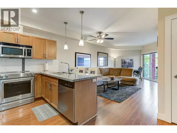 West Kelowna, BC V4T2Y2,3205 Skyview LN #205