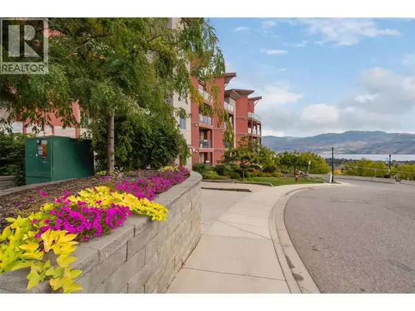 West Kelowna, BC V4T2Y2,3205 Skyview LN #205