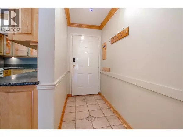 Revelstoke, BC V0E2S0,311 Sixth ST #309