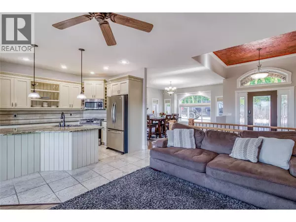 Kelowna, BC V1P1P2,1084 Hume Avenue