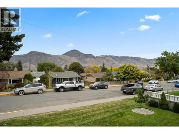 Kamloops, BC V2C3G2,905 Munro Street