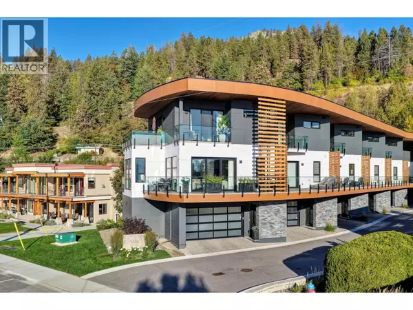 4364 Beach AVE #1, Peachland, BC V0H1X6