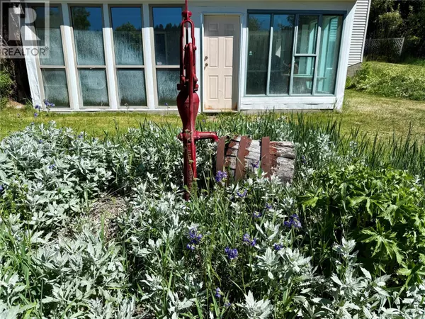 Wasa, BC V0B2K0,5888 Lazy Lake Road