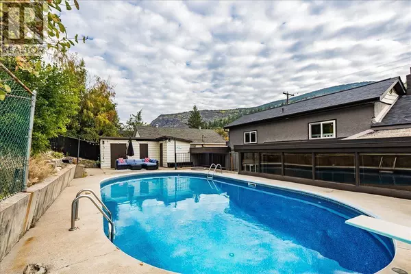 Rivervale, BC V1R4V4,434 3rd Avenue