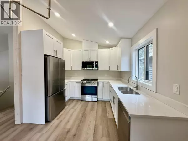 Windermere, BC V0B2L2,1938 Foxwood TRL #7