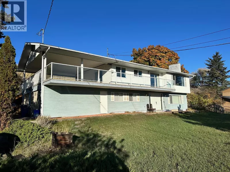 7910 Lakeview Drive, Coldstream, BC V1B1W3