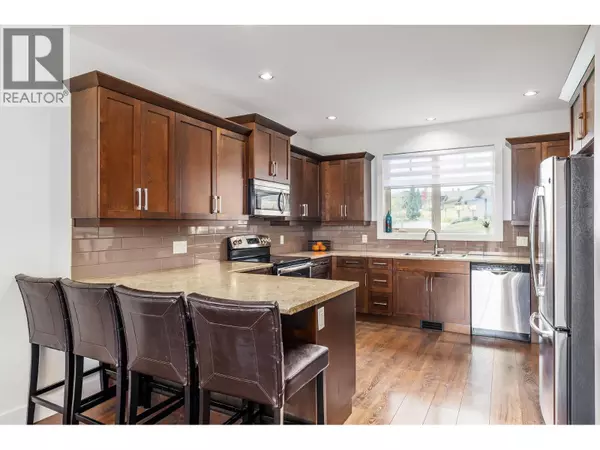 Kelowna, BC V1P1R1,1858 Split Rail Place