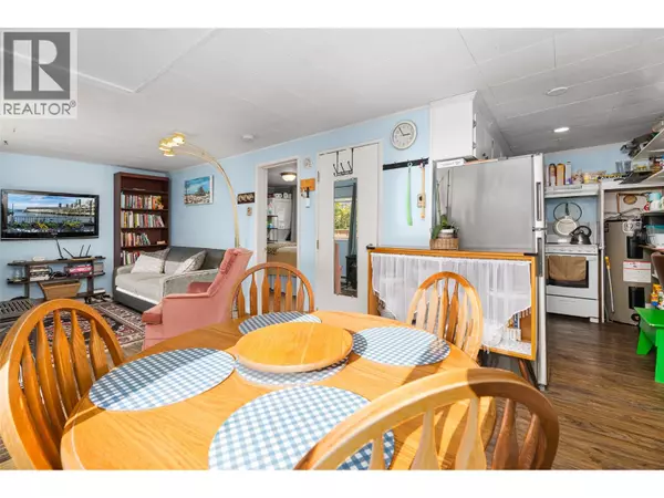 Wynndel, BC V0B2N2,5060 3A Highway