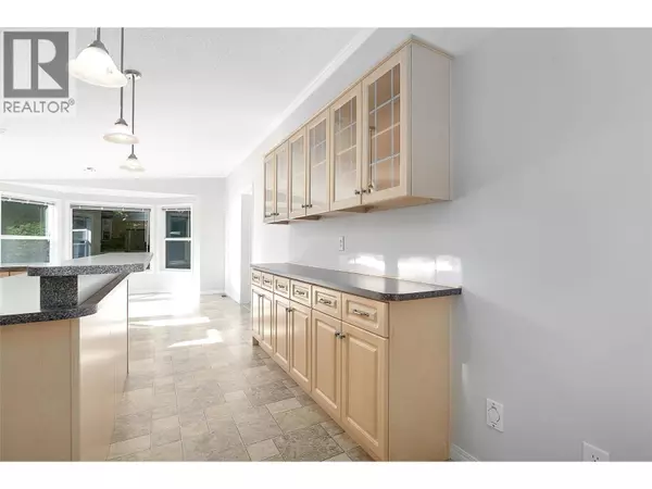 Kelowna, BC V1Z3G2,610 Katherine RD #53