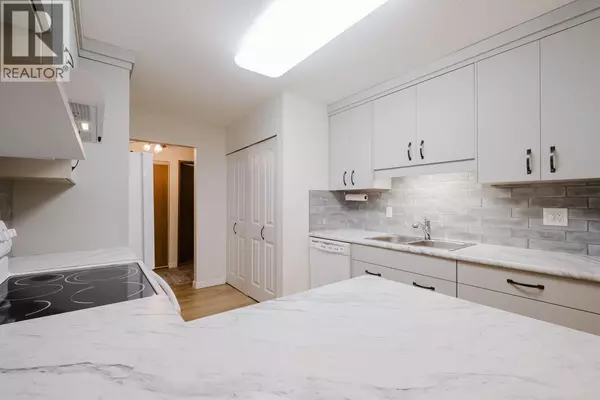 Penticton, BC V2A3N9,262 KINNEY AVE #104