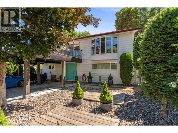 230 6 Street SE, Salmon Arm, BC V1E4E8