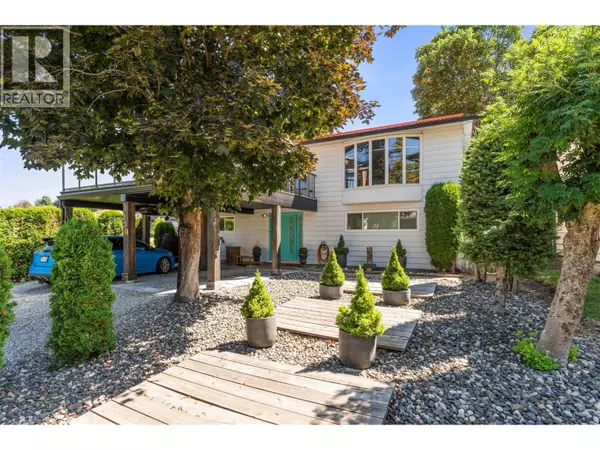 Salmon Arm, BC V1E4E8,230 6 Street SE