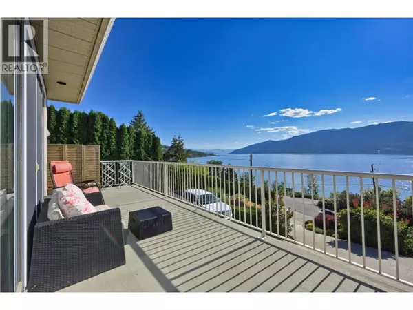 12975 Pixton Road, Lake Country, BC V4V1C9