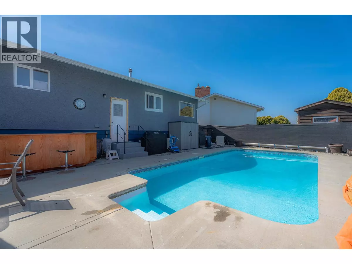 Kamloops, BC V2B1X5,664 Seton Place