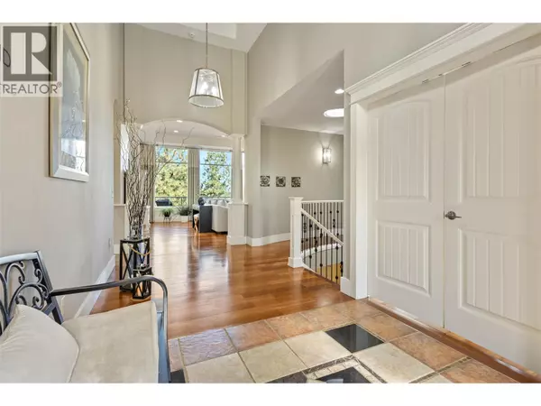 Kelowna, BC V1W5A1,1012 Arbor View Drive