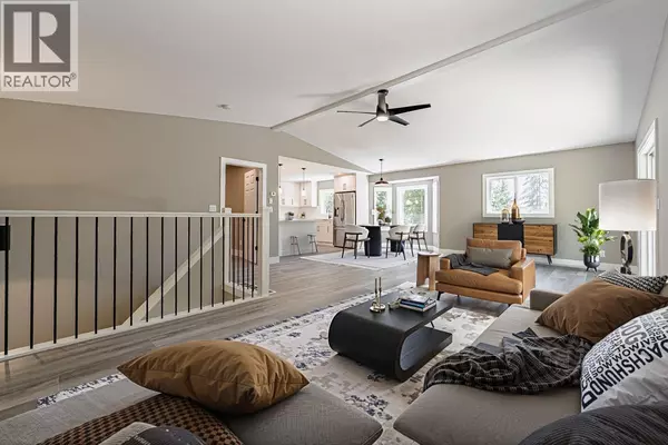 Anglemont, BC V0E1M8,7430 Crowfoot Drive