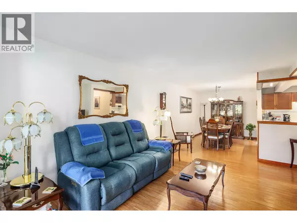 Kelowna, BC V1Y6P7,1075 Bernard AVE #301