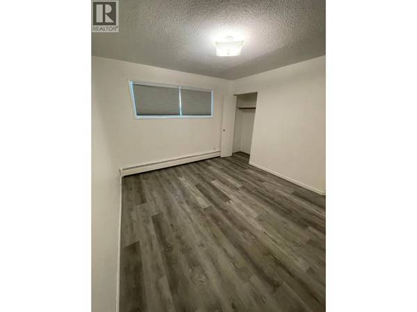 Keremeos, BC V0H1N2,716 3RD Avenue