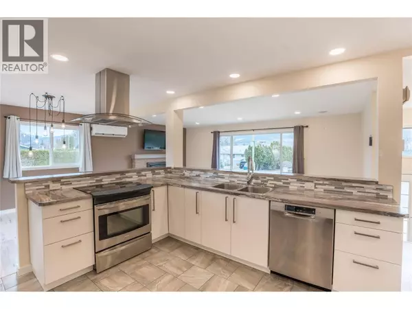 Summerland, BC V0H1Z9,5010 CROIL Avenue