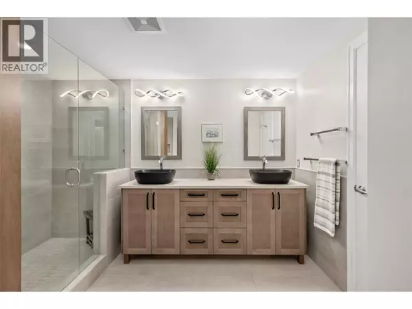 Kelowna, BC V1W5H5,600 Sarsons RD #111