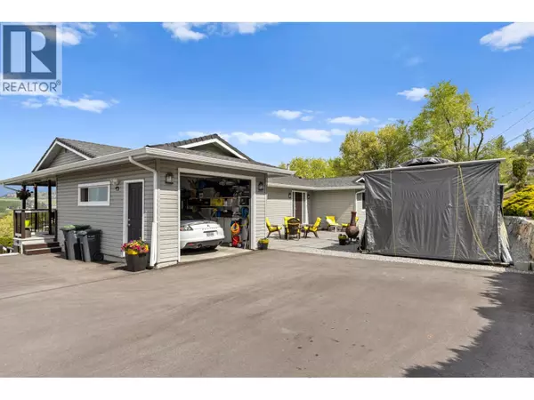 Lake Country, BC V4V1X1,11290 Dakota Road