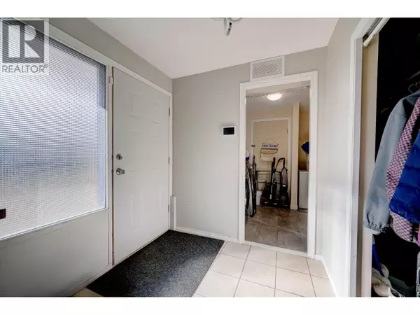 Kamloops, BC V2B4E5,770 SHERWOOD Drive