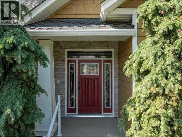 Blind Bay, BC V0E1H2,2734 Golf Course Drive