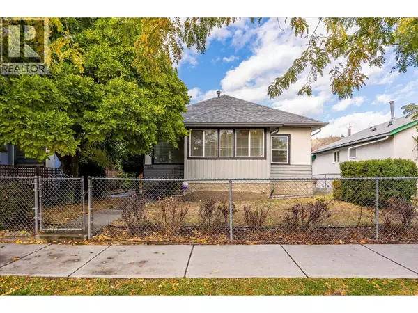 Kelowna, BC V1Y6Z7,836 Cawston Avenue