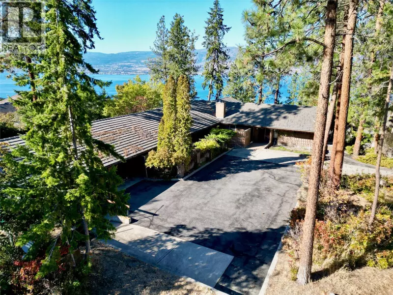 5090 Ash Road, Kelowna, BC V1W4K1