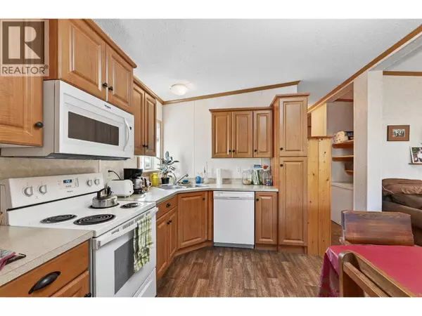 Clearwater, BC V0E1N1,436 Hydro Road