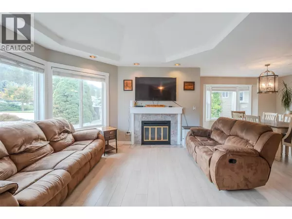 Penticton, BC V2A7Y5,138 EVERGREEN Crescent