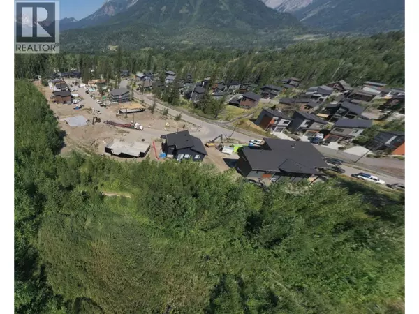 Fernie, BC V0B1M4,Lot 90 - Montane Parkway