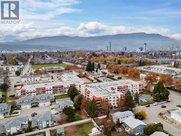 Kelowna, BC V1Y8T4,2110 Hoy ST #306