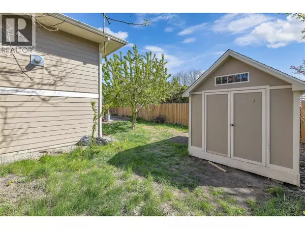Kelowna, BC V1Y6A4,855 Saucier Avenue