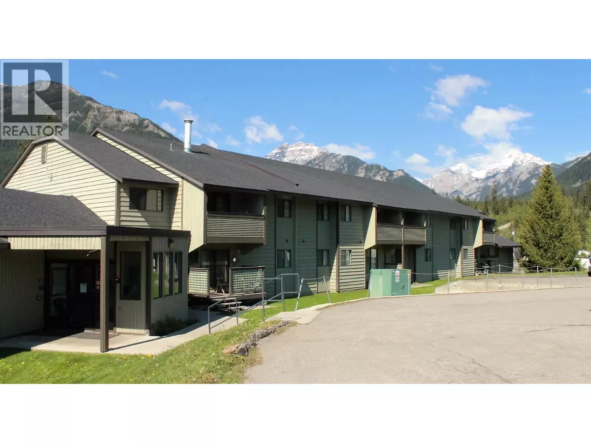 Elkford, BC V0B1H0,775 BALMER CRES #303