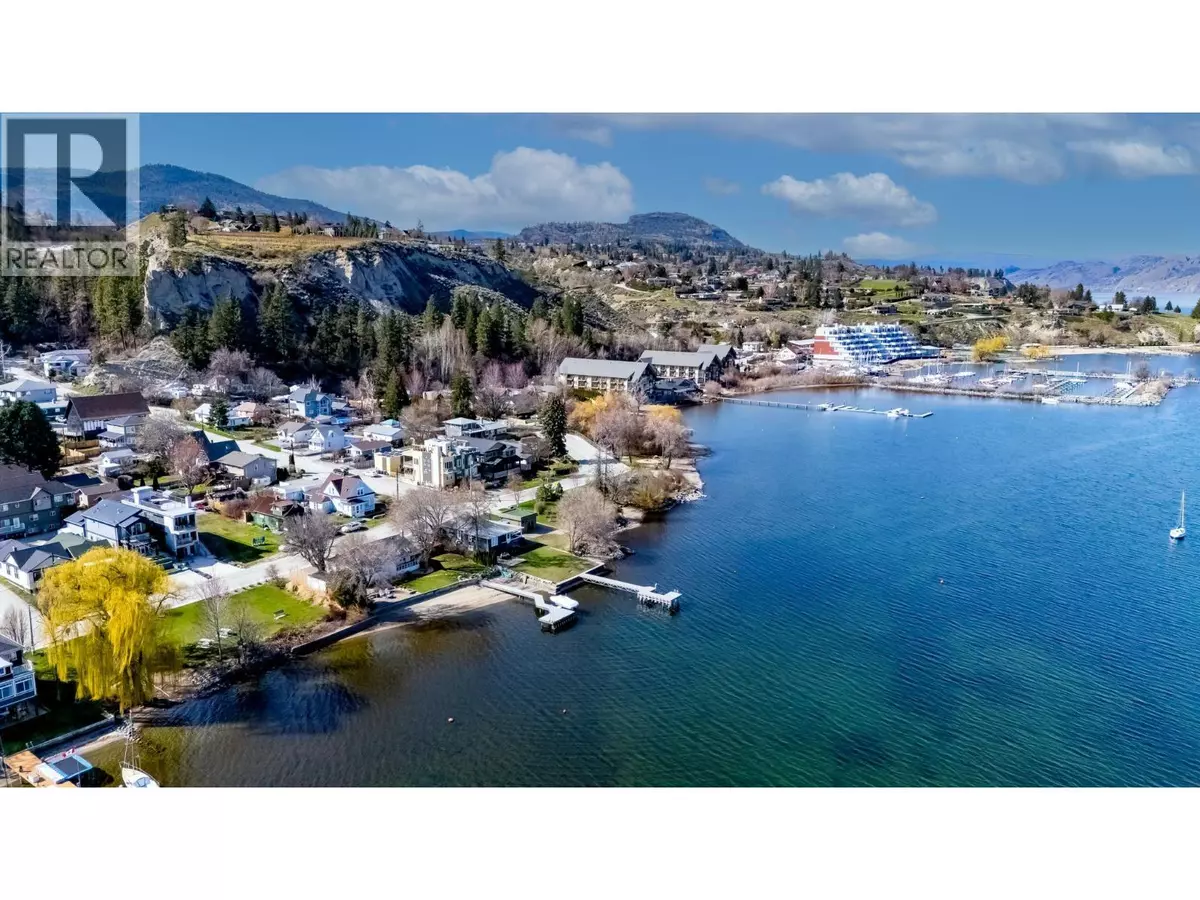 Summerland, BC V0H1Z1,12210 LAKESHORE Drive