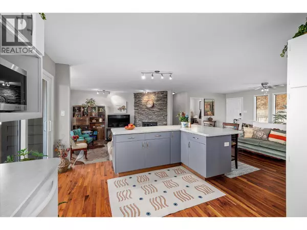 Peachland, BC V0H1X4,5821 Atkinson Crescent