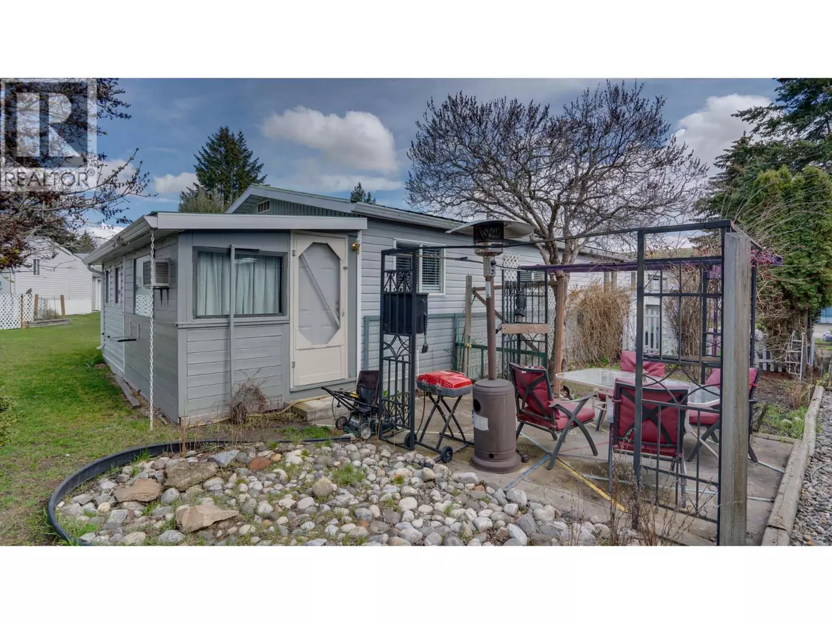 Vernon, BC V1T7A8,5484 25 AVE #61