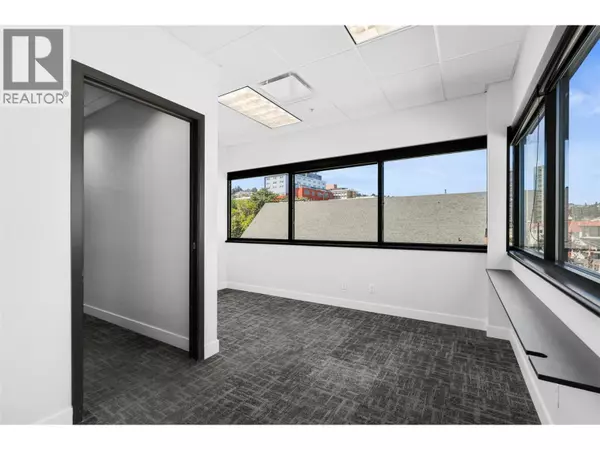 Kamloops, BC V2C2T5,474 COLUMBIA ST #203