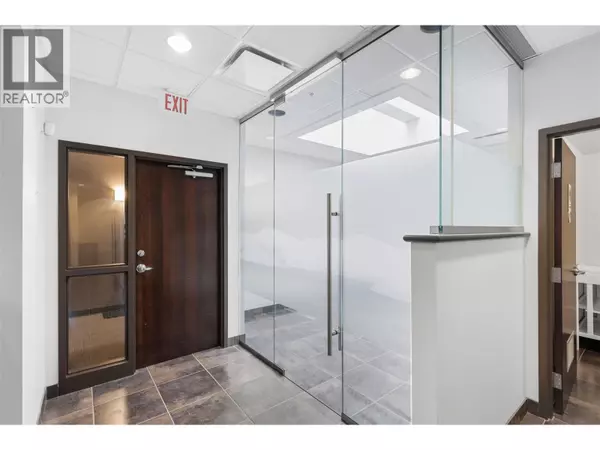 Kamloops, BC V2C2T5,474 COLUMBIA ST #203