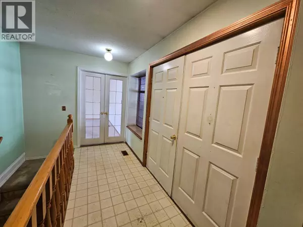 Tumbler Ridge, BC V0C2W0,128 Kiskatinaw Crescent