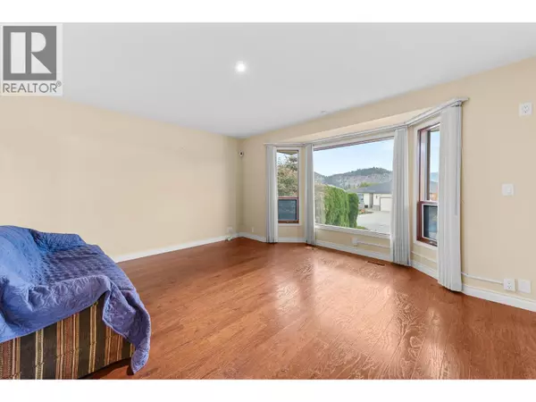 Kelowna, BC V1Y8Z1,1660 Sonora Drive
