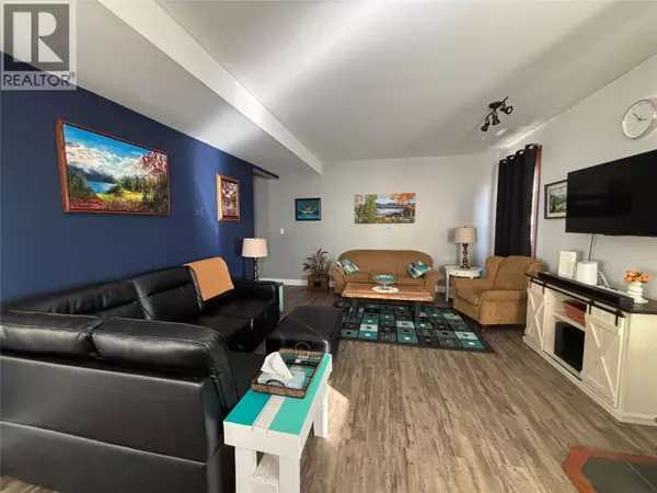 Ashcroft, BC V0K1A0,605 Railway Avenue