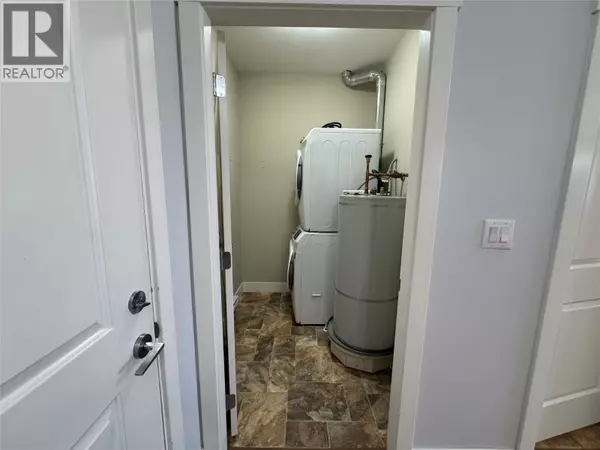 Merritt, BC V1K1B8,1701 MENZIES ST #302