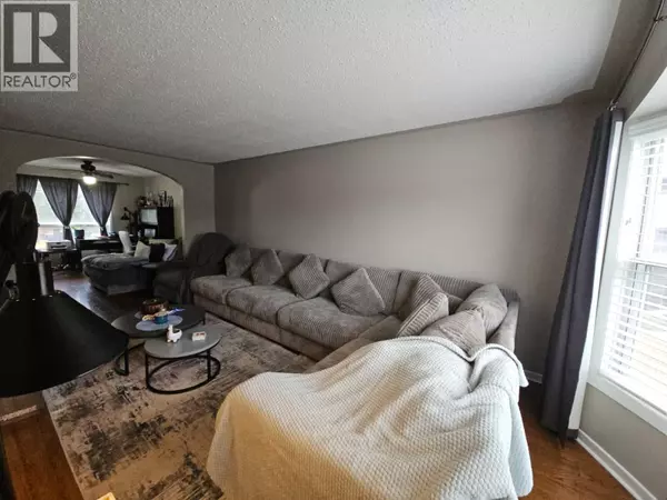 Tumbler Ridge, BC V0C2W0,8 Sentinal Place