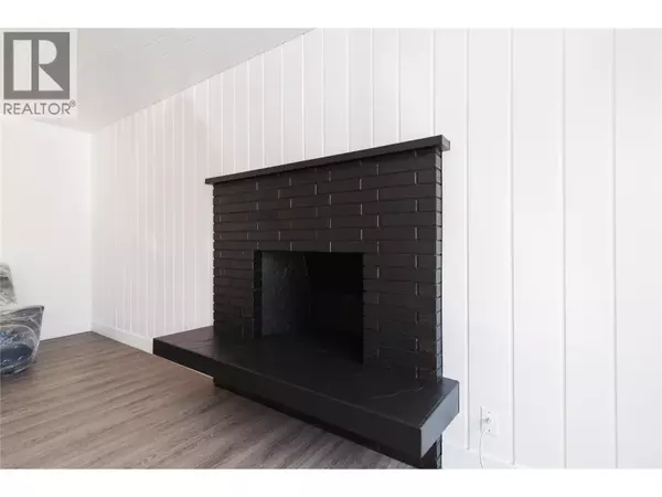 Kelowna, BC V1Y3P9,1352 Alder Court